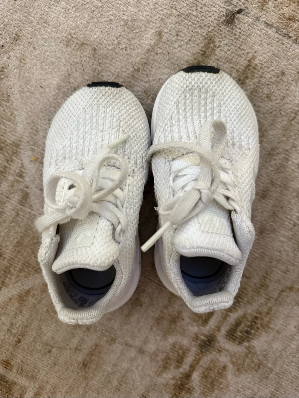 adidas lightweight knit